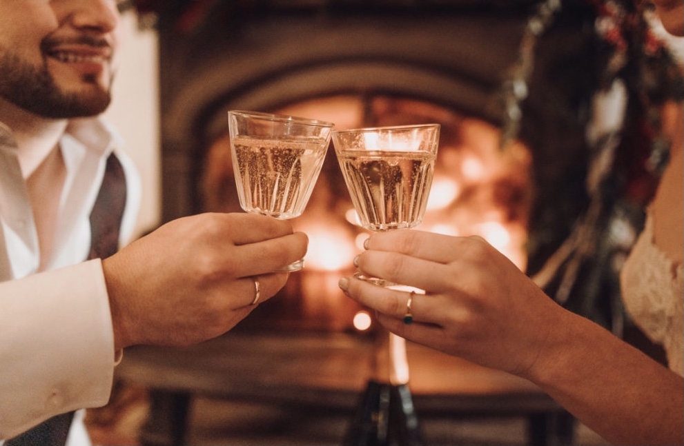 CÓMO CREAR UN AMBIENTE CÁLIDO EN TUS EVENTOS DE OTOÑO: GUÍA DE ALQUILER DE EQUIPOS DE CALEFACCIÓN Y DECORACIÓN