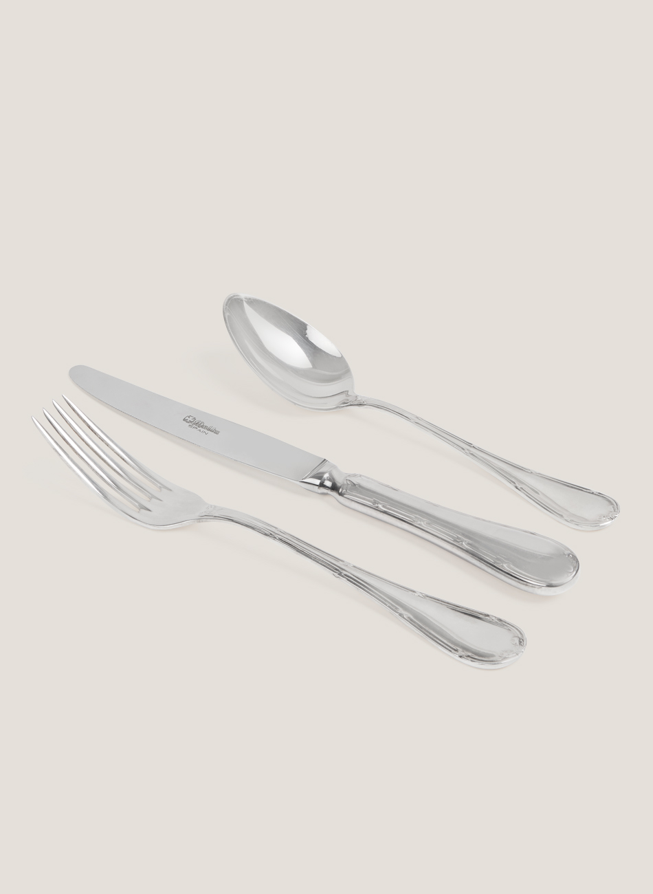 Cubertería plata