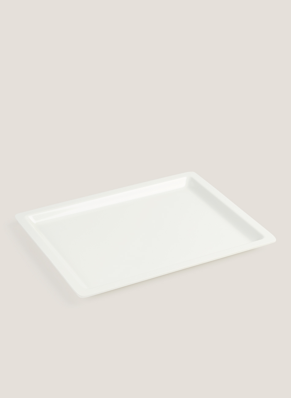 White melamine tray