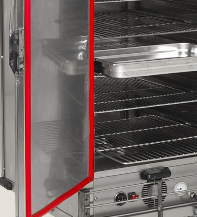 Hot cupboard with humidifier