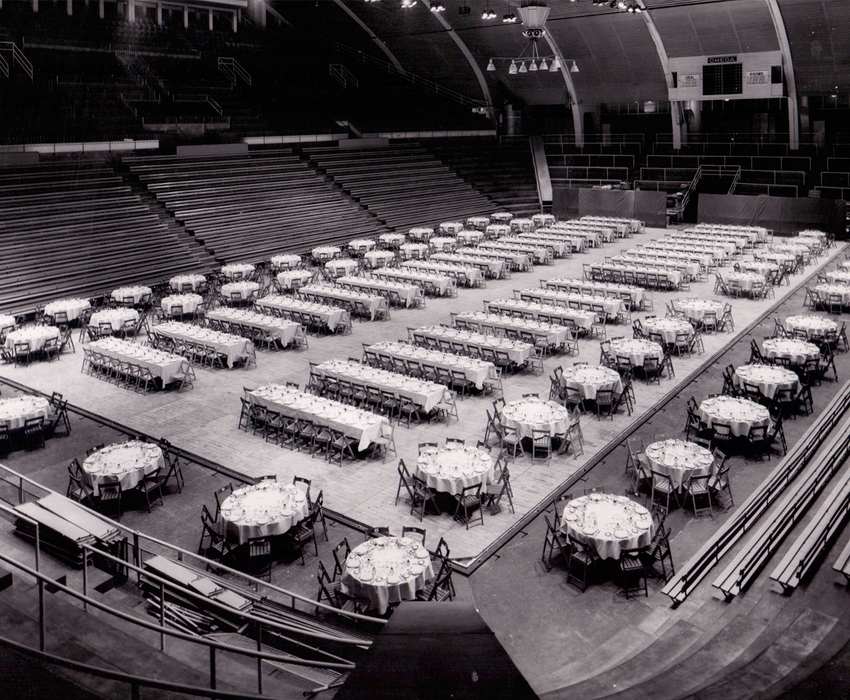 Banquete Palau d'Esports. Principios de los 70