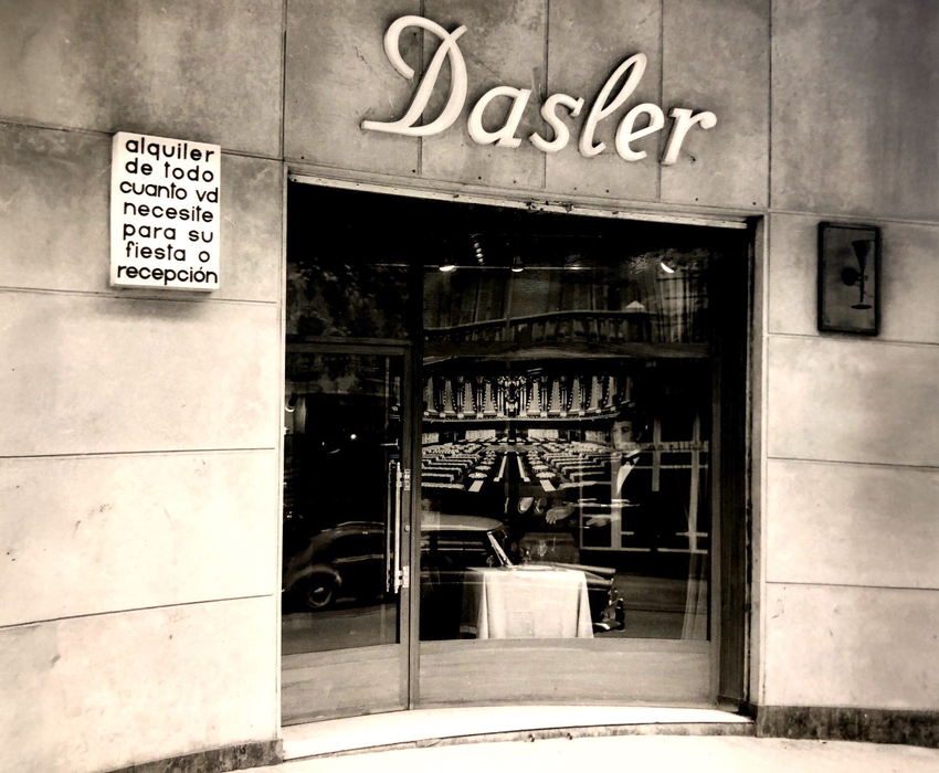 Primera tienda 1961