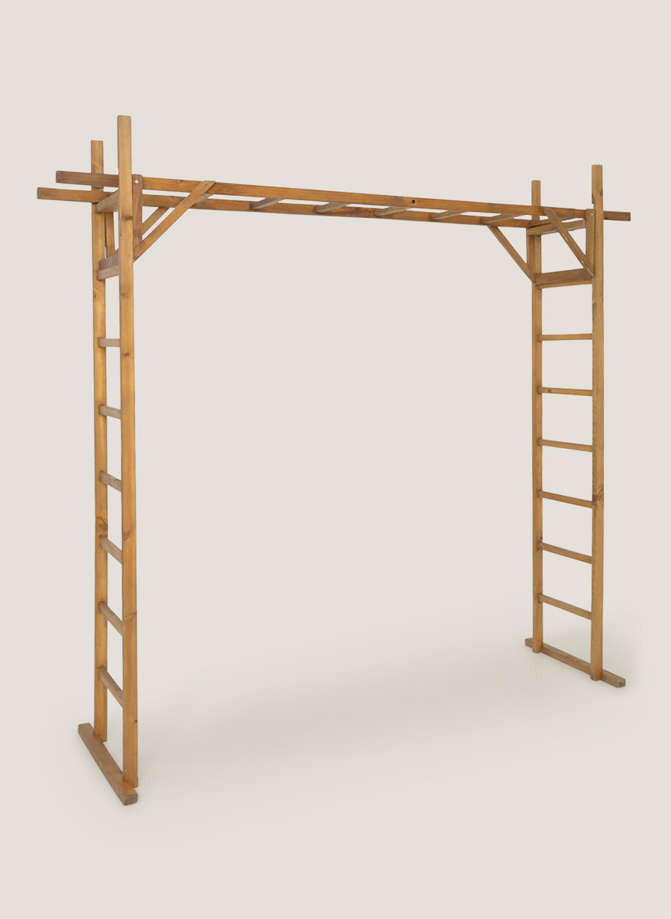 Arco escalera madera