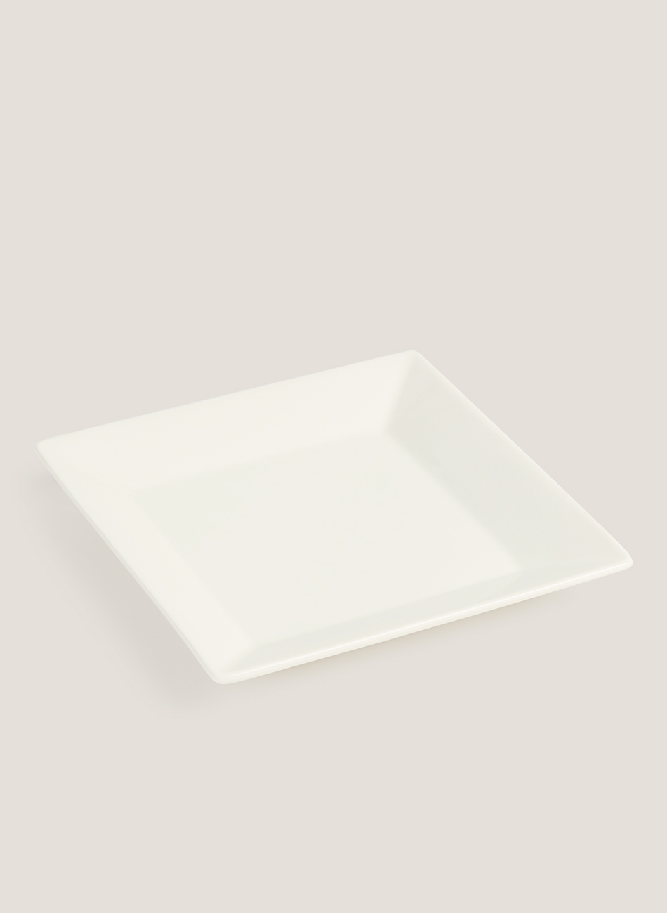 Plato tokyo blanco, negro y chocolate