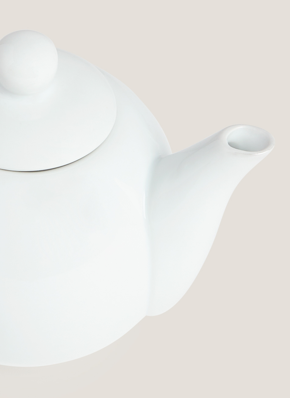 Tetera de porcelana o acero